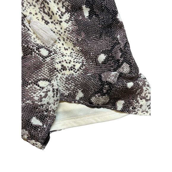 Entro Sleeveless V Neck Ruffle Leopard Romper‎ Multicolor Women's Size Medium - Picture 6 of 13